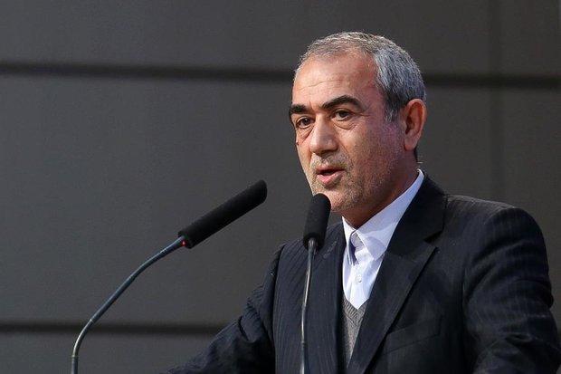 ارزش های دفاع مقدس با سخنرانی به نسل جوان منتقل نمی شود ارزش های دفاع مقدس با سخنرانی به نسل جوان منتقل نمی گردد