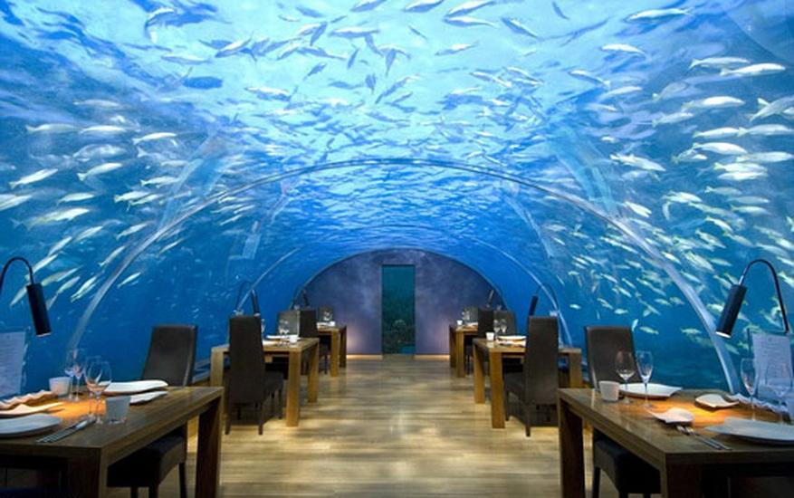 نخستین رستوران زیر آب شناور ایرانی ساخته شد