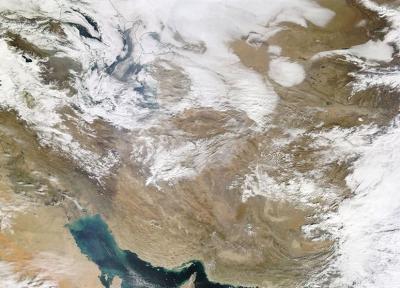 تداوم وزش باد نسبتاً شدید و گرد و خاک در سیستان تا اواخر هفته جاری، شرق دریای عمان مواج می گردد