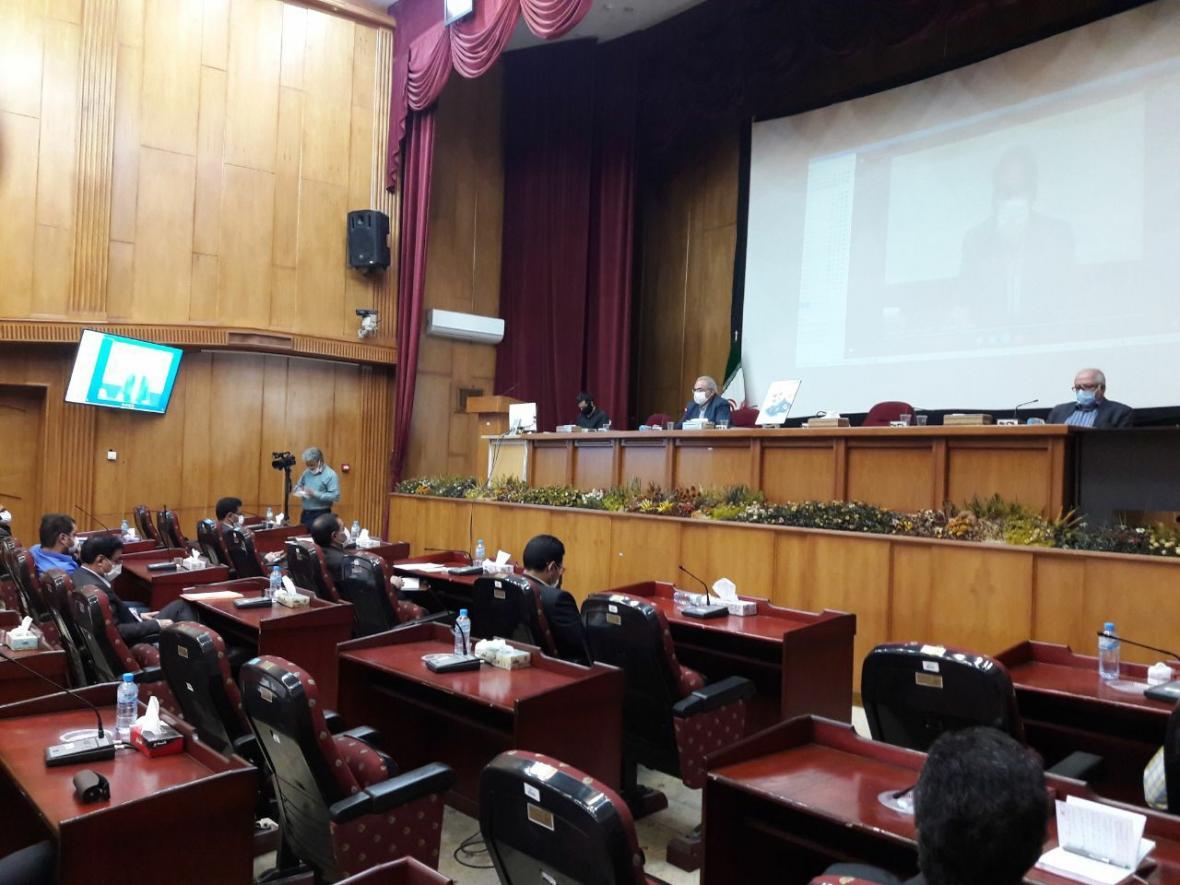 آموزش حضوری و غیر حضوری دانشجویان در کرمان
